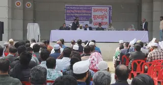 পাবনায় নির্বাচন সামনে রেখে একমঞ্চে জনগণের মুখোমুখি প্রার্থীরা